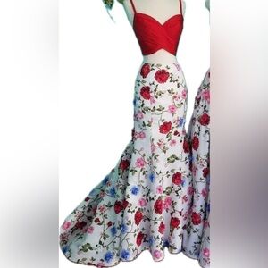 NWT Sherri Hill Sz 00 Two Piece Red and Floral Prom Dress